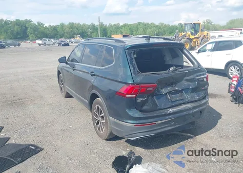 2018 Volkswagen Tiguan 2.0T Se/2.0T Sel z USA, uszkodzony, nr VIN 3VV2B7AX0JM047200